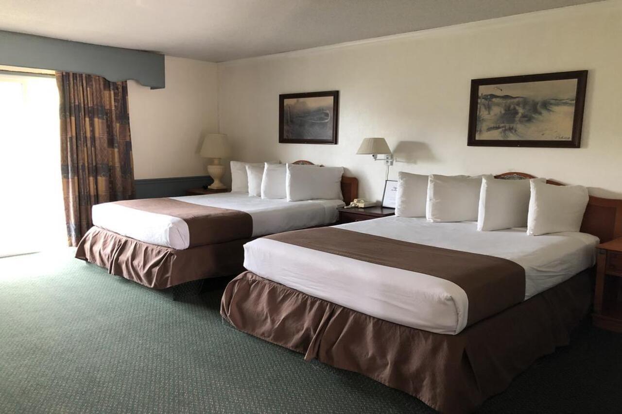 Pine Beach Inn Fort Bragg Eksteriør billede