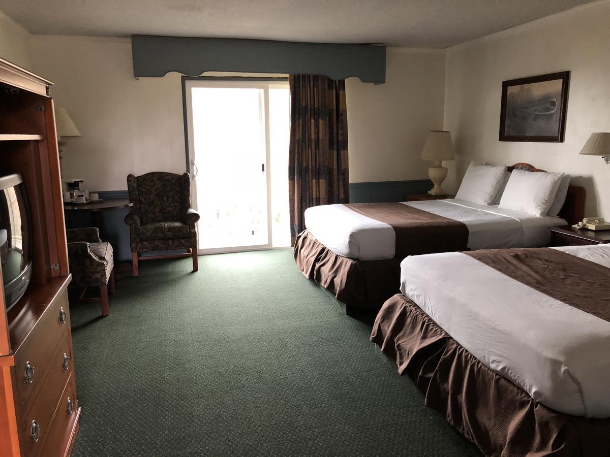 Pine Beach Inn Fort Bragg Eksteriør billede
